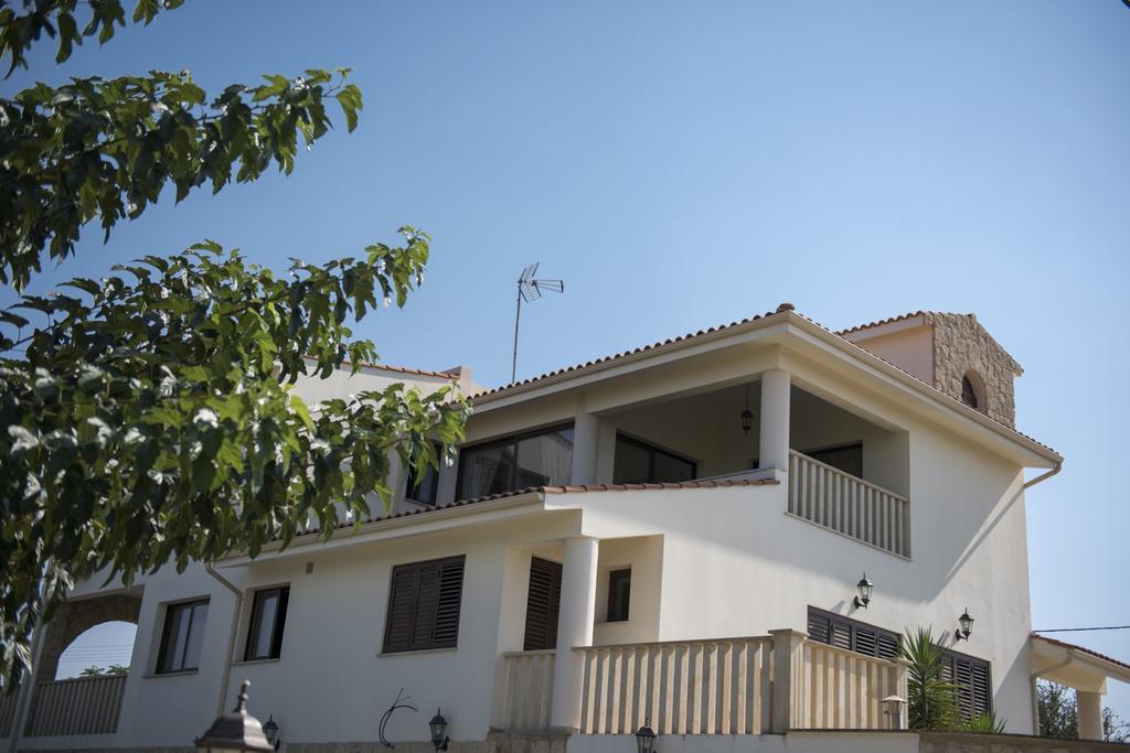Agrepavli Lapithia Apartment Kallepia Exterior foto
